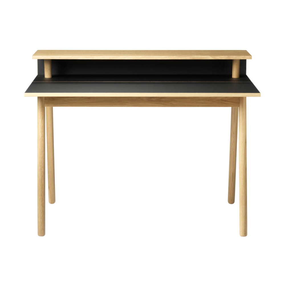 C68 Nørrebro skrivbord, Nero-oak nature lacquered