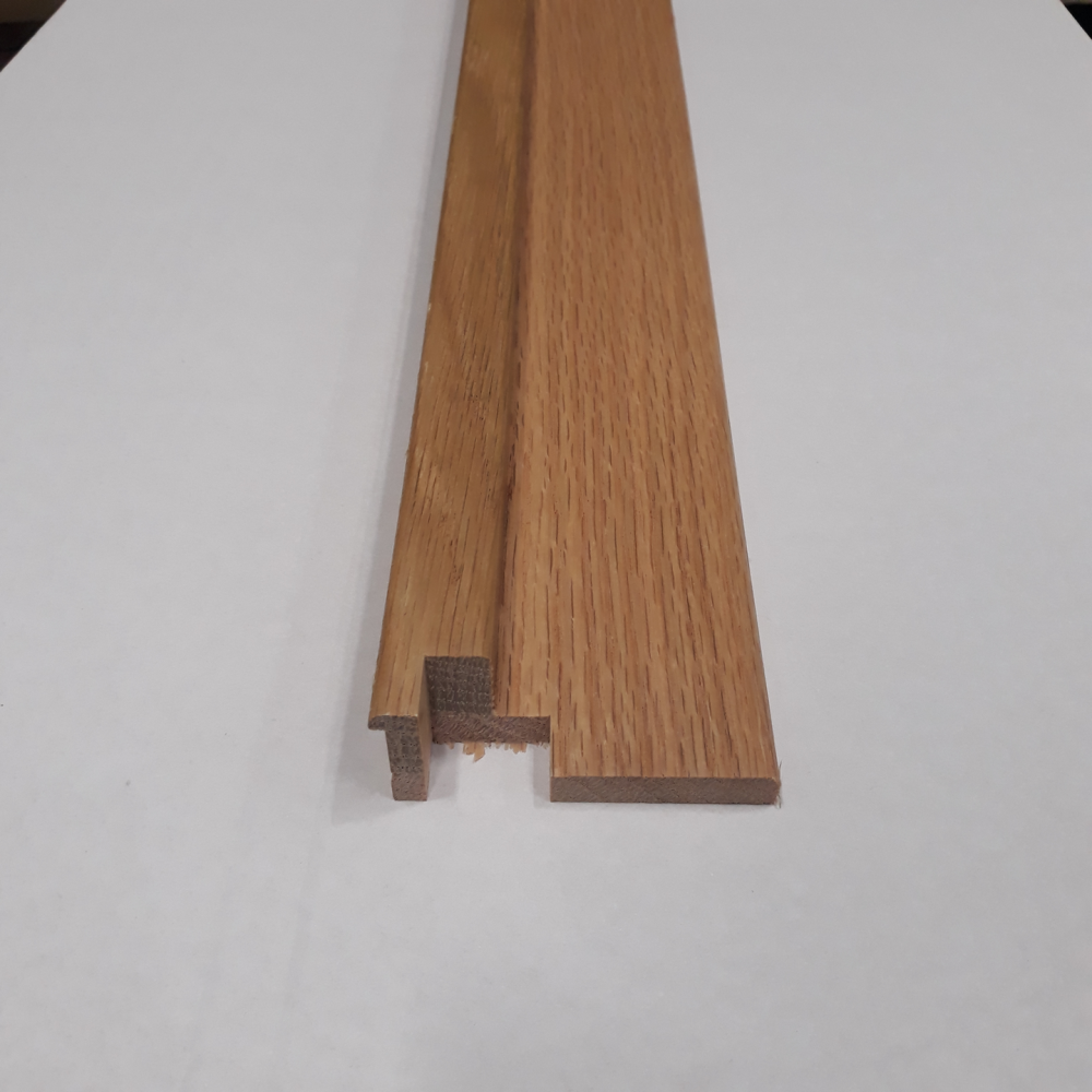 TRÖSKELPLATTA 8X68X730 EK LACKAD