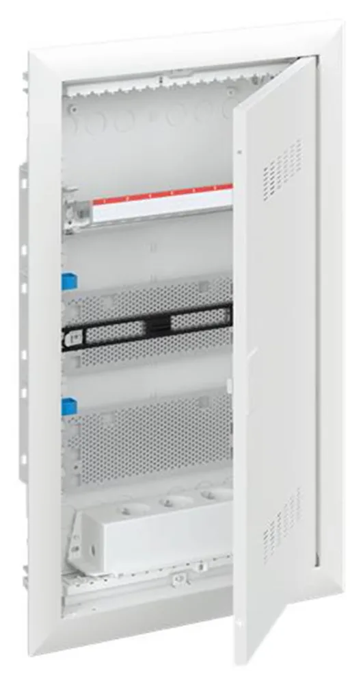 ABB UK600 2CPX031386R9999 Normcentral infälld, patch, ventilerad dörr 5-radig