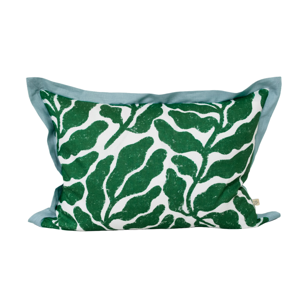 Leaves kuddfodral konstraterande vinge 48x68 cm, Green-blue
